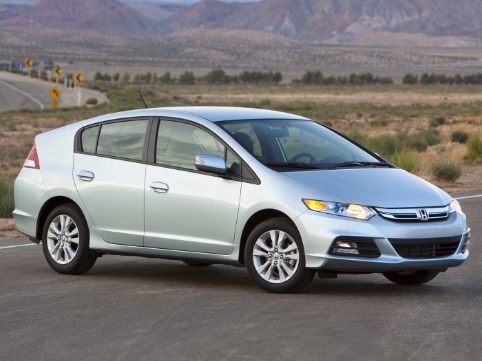 Honda Insight 2 покоління  сірого кольору
