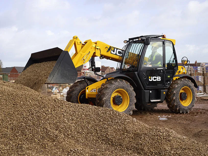 Як правильно обслуговувати навантажувач JCB: регламент, витратні матеріали та типові помилки Навантажувач JCB